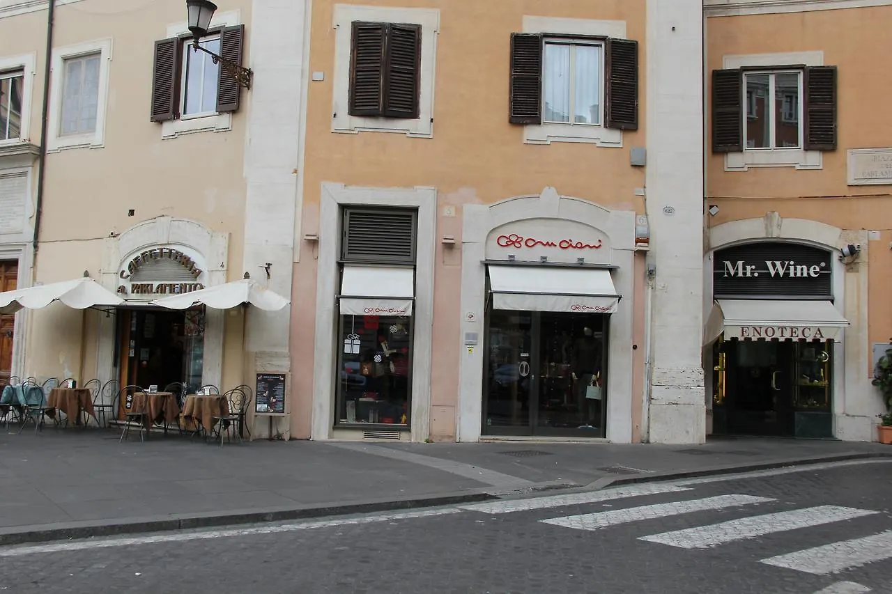 Abagnale Home Montecitorio Roma