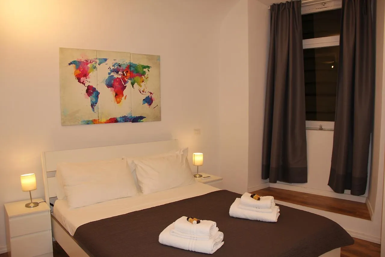 Abagnale Home Montecitorio Rome 3*,