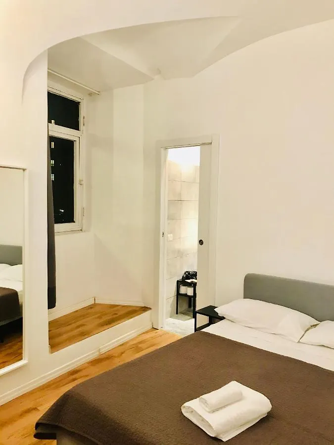 Guest house Abagnale Home Montecitorio Rome